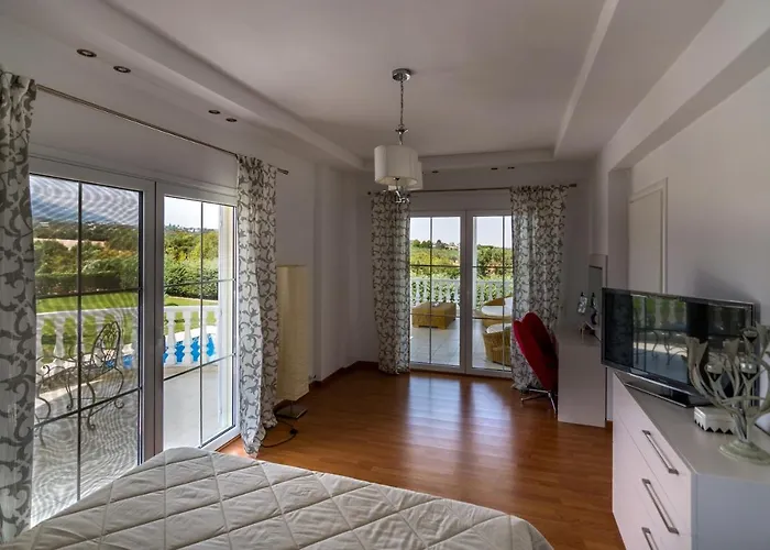 Olympos Sunset - Mountain And Sea View Villa Litochoro